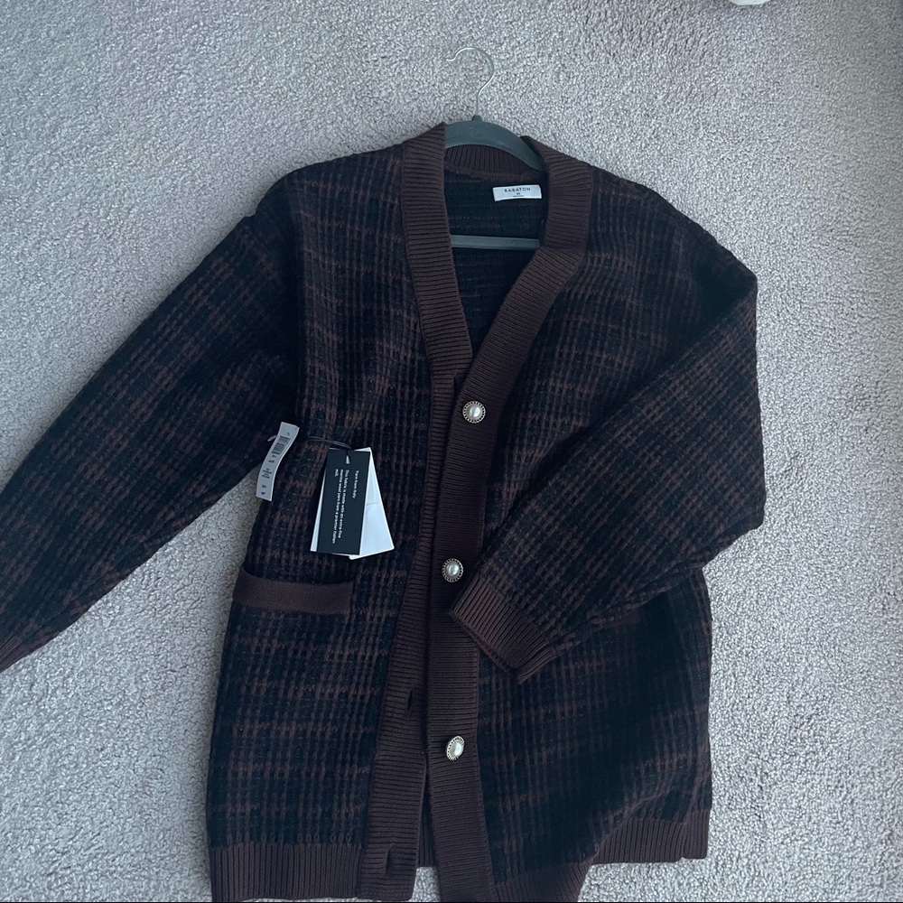 Aritzia Babaton brand new wool cardigan sweater dark brown with pearl buttons xs